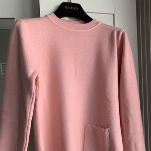 MOVING SALE 🔥 Pink sweater